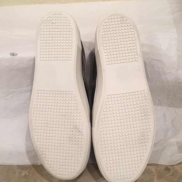 steve madden 🔥Graphic sneaker. 🔥 Olive Green New - Picture 5 of 5